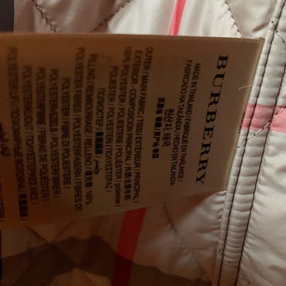 Burberry Puffer Jacket - Picture 5 of 5